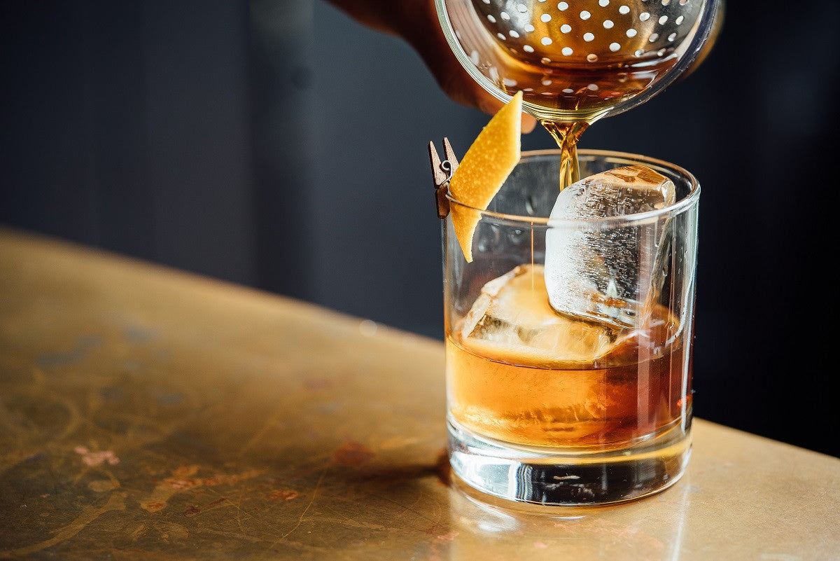 Mind your Manners - the Etiquette of Alcohol