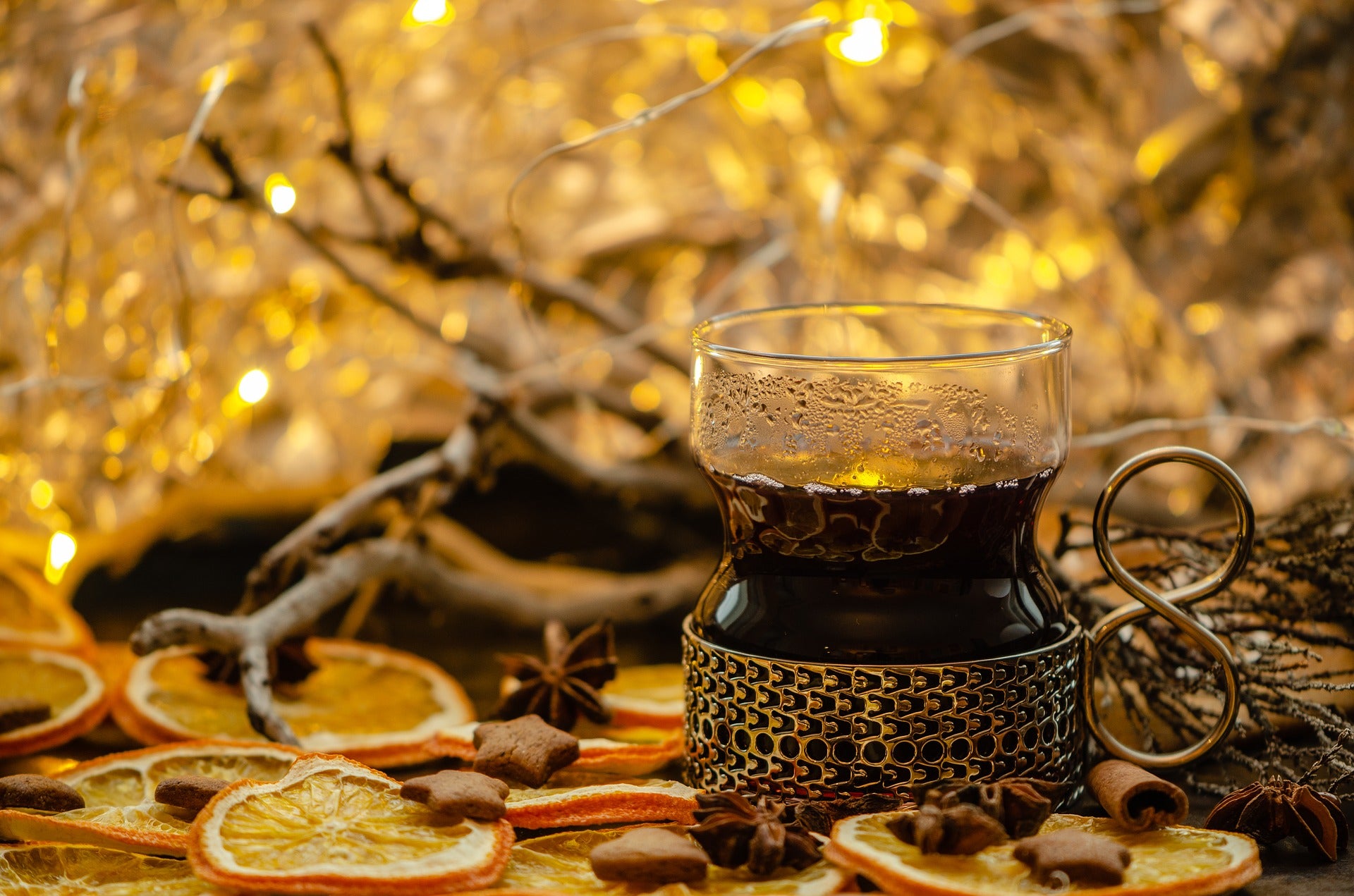 A Step By Step Guide to Making Mulled Wine
